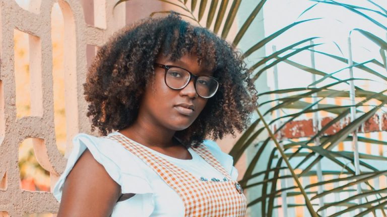 woman curious if stds are contagious
